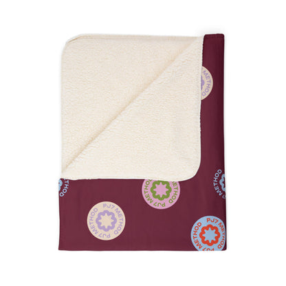PJ7 Method Sherpa Blanket — Berry Multi
